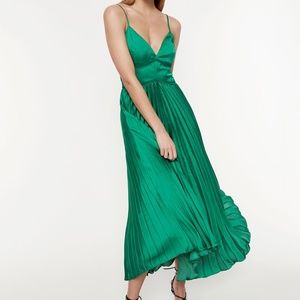 BNWT Bardot Mary Pleated Dress, Fern Green, Size 6